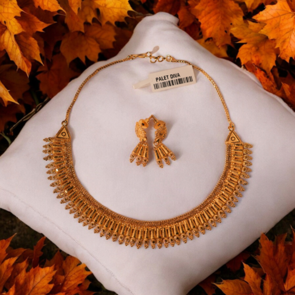 Palet Diva 22K Gold Plated Handcrafted Nackles set